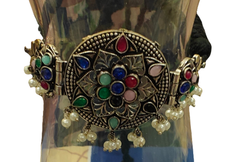 Special inspiring chokar