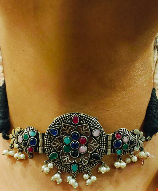 Special inspiring chokar